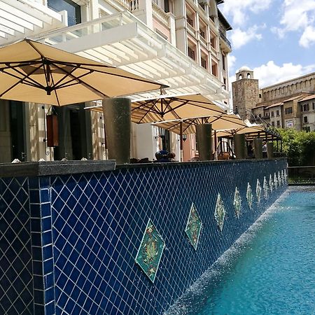 Pivot Hotel Montecasino Joanesburgo Exterior foto